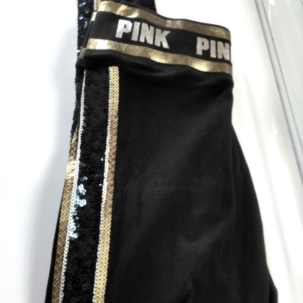 VS/PINK leggings